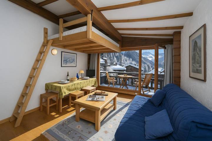 Gîte pour 2 personnes, avec piscine et balcon en Haute-Savoie - 2