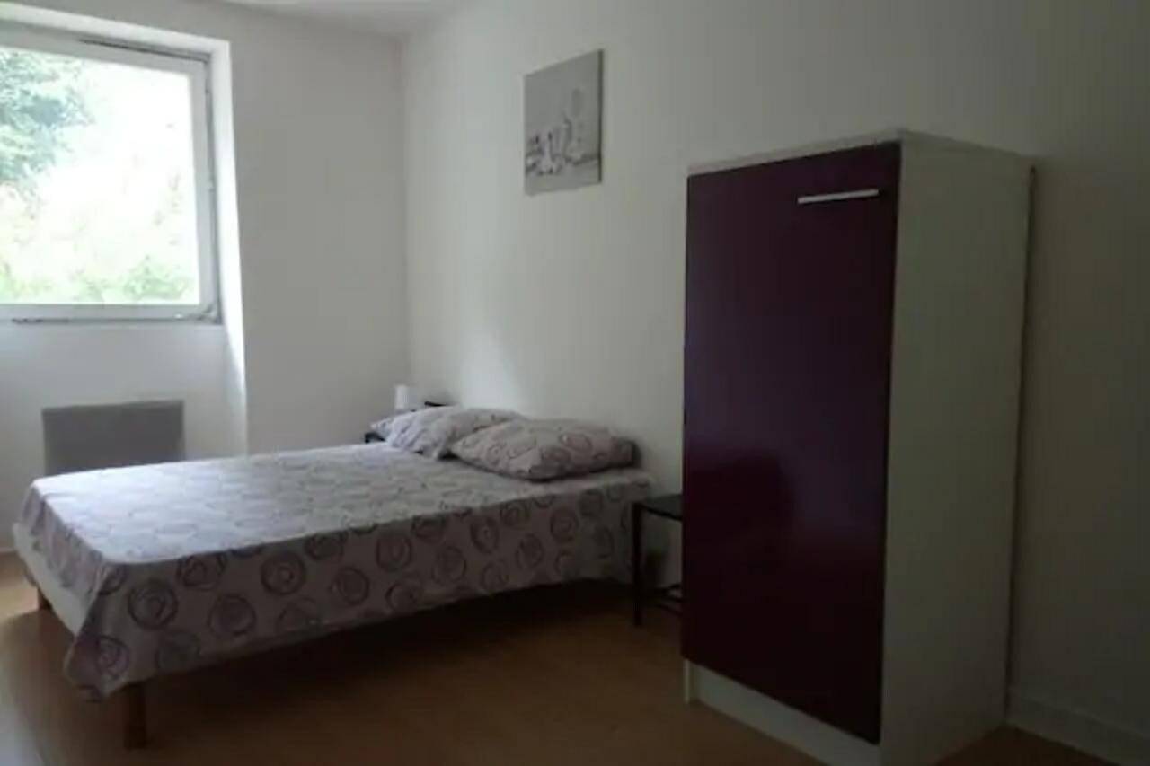 Entire apartment, Apt t3 2-6 pers avec jardin à 3 min du futuroscope in Chasseneuil-du-Poitou, Vienne