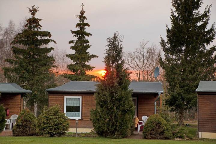 Gästehaus für 2 Personen, mit Balkon und Terrasse sowie Garten