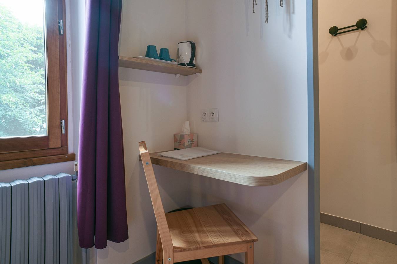 Gastenkamer 'L’attrape-rêves': bergzicht, gedeelde tuin en Wi-Fi, foto 10