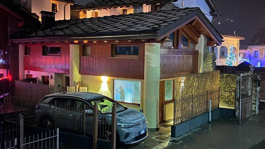 Location de vacances pour 6 personnes, avec vue dans Nus