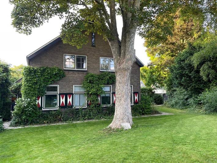 Location de vacances pour 2 personnes, avec terrasse ainsi que vue et jardin dans Lekkerkerk - 4