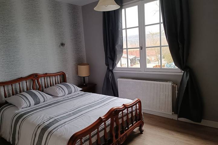 Location de vacances pour 8 personnes, avec jardin à Cahon - 2