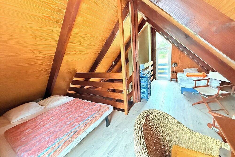 The canine cuddle cottage in Merville-Franceville-Plage, Caen und Umgebung