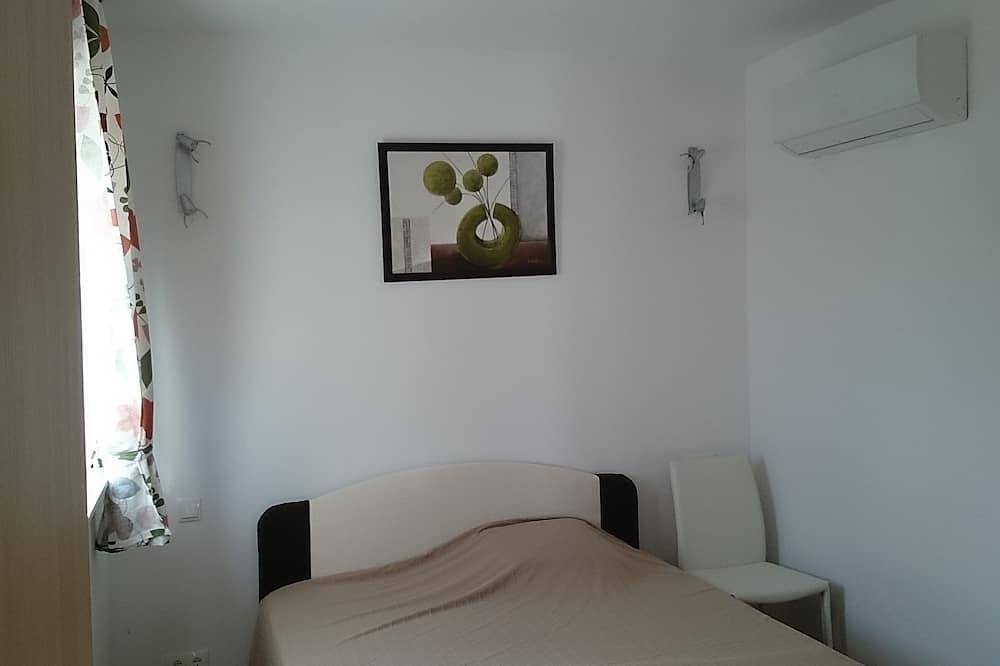 Nowy dom wakacyjny z pięknym widokiem, basen! 6 jednostek, wyspa Šolta, Chorwacja (16+ gości) in Rogac, Šolta