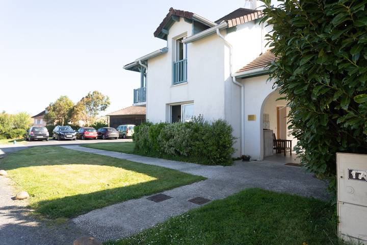 Ganze Wohnung, Apartment „T2 Vert Anis“ mit Wlan in Salies-de-Béarn, Béarn