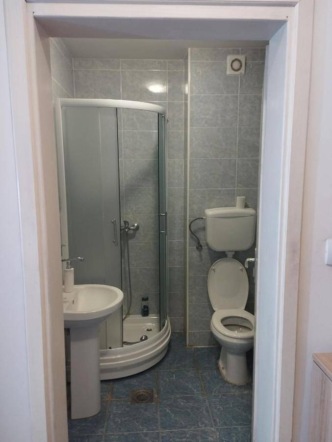Gîte pour 6 personnes, avec vue et terrasse à Novi Sad - 3