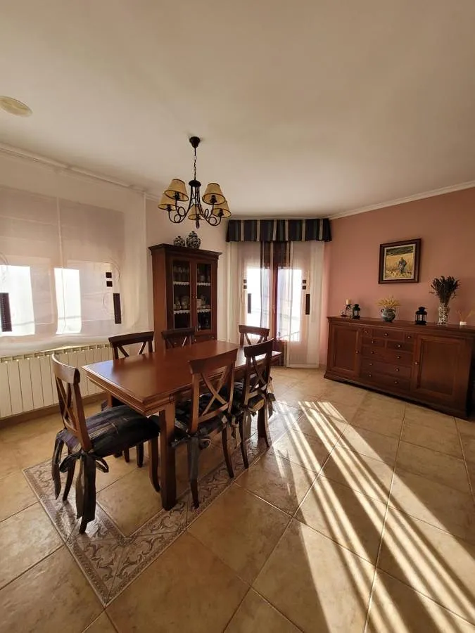 Apartamento de vacaciones para 8 personas, con balcón y vistas - 1