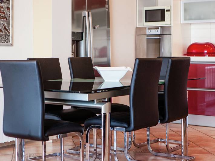 Gîte pour 4 personnes, avec balcon, adapté aux familles à Podstrana - 3