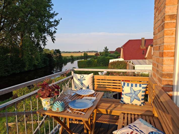 Ferienwohnung für 4 Personen, mit Balkon und Ausblick in Eilsum