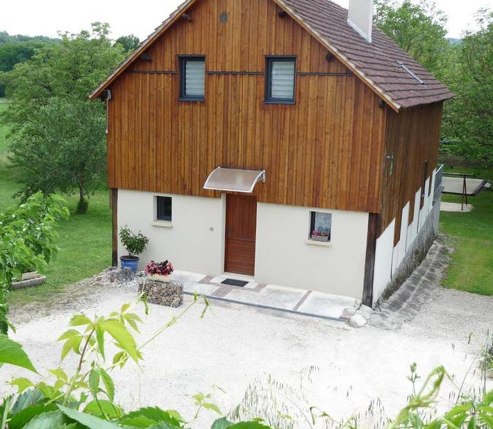 Ferienhaus für 8 Personen, mit Balkon und Terrasse sowie Garten und Ausblick