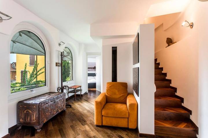 Ferienhaus für 8 Personen, mit Terrasse und Seeblick sowie Ausblick, mit Haustier in Gardone Riviera - 2