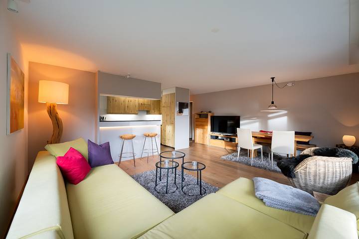 Ferienwohnung für 4 Personen, mit Balkon und Ausblick - 1