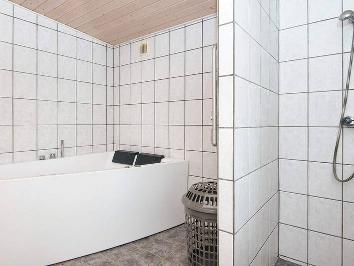 Ferienhaus für 10 Personen, mit Terrasse und Sauna, kinderfreundlich in Lyngsbæk Strand - 4