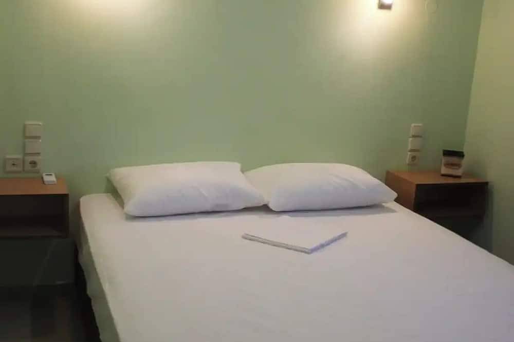 House with garden On beach in Koutsounari, Kreta Süden