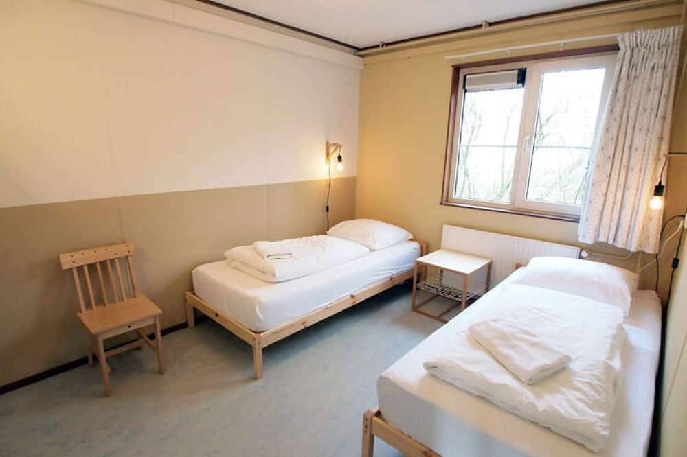 Ganze Wohnung, Erdgeschoss, 3 Bettzimmerwohnung in Amsterdam-Nord, Holländische Küste