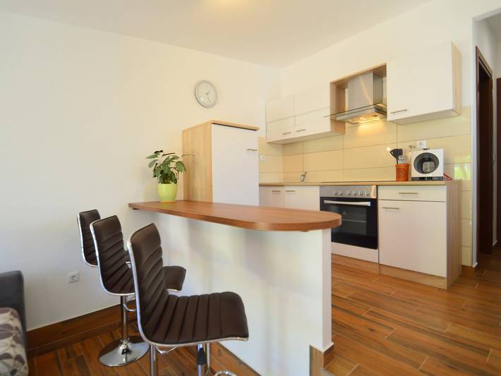 Ferienhaus für 2 Personen, mit Terrasse und Garten in Pula - 3