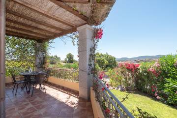 Villa per 5 Persone in Lu Caloni, Porto Pozzo, Foto 1