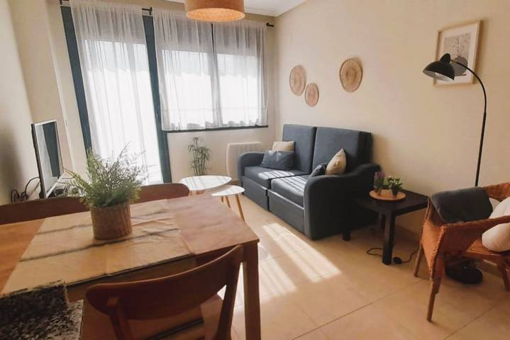 Ganze Wohnung, Ferienwohnung für 3 Personen mit Balkon/Terrasse in Posada de Llanes, Llanes