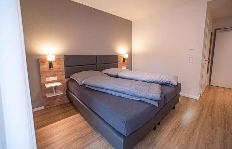 Hotel, mit Balkon und Terrasse sowie Garten und Ausblick in Lingen (Ems) - 3
