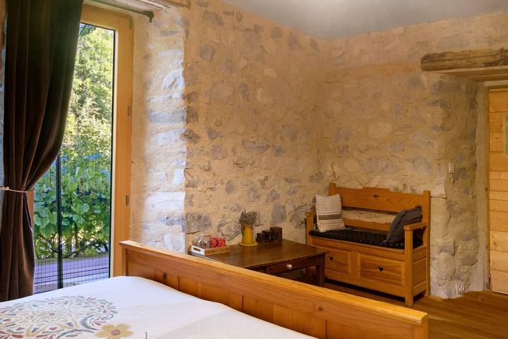 Ferme des Montagnes Bleues – Quarto de hóspedes com pequeno-almoço no sossego das montanhas in Bellegarde-en-Diois, Die (Região)