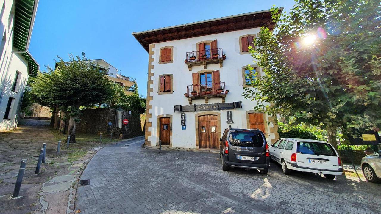 Hostal Ansonea in Bera, Pyrénées espagnoles