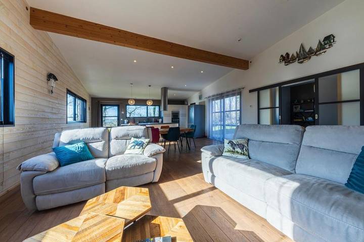 Location de vacances pour 6 personnes, avec terrasse, animaux acceptés à Plogastel-Saint-Germain