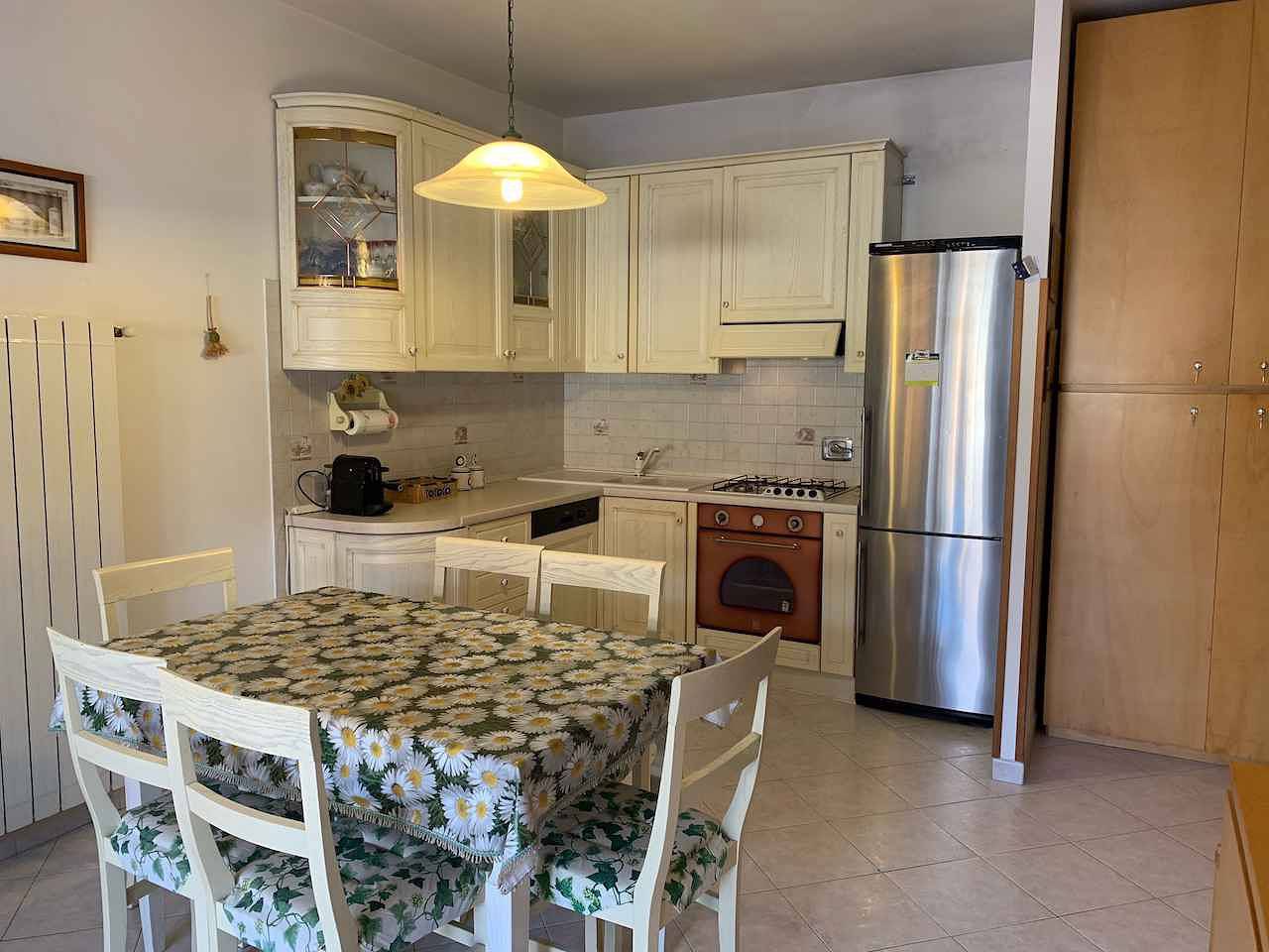 Ganze Ferienwohnung, Ferienwohnung mit Balkon  in Massa, Italienische Riviera