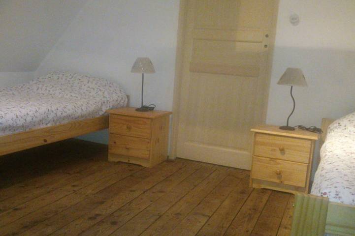 Location de vacances pour 6 personnes, avec jardin ainsi que terrasse et jacuzzi à Tursac - 3