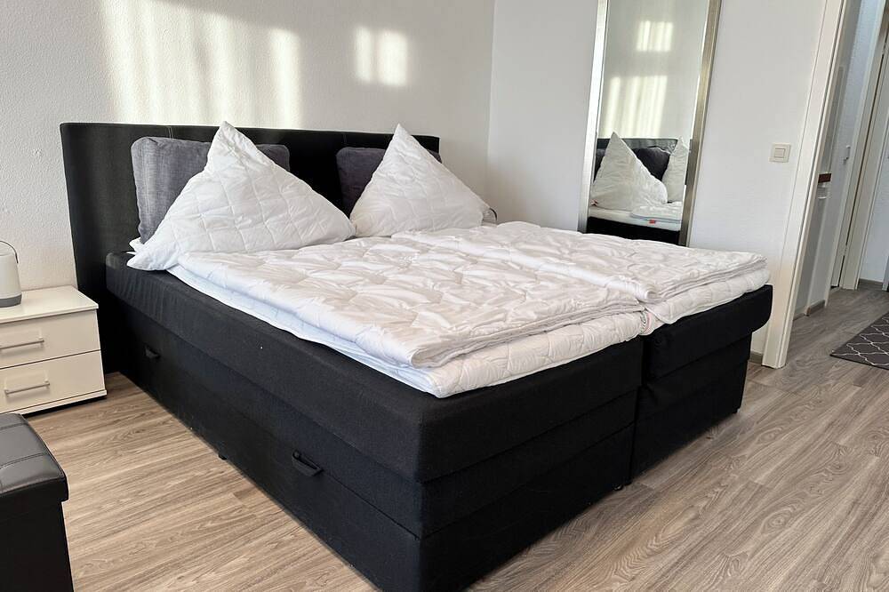 Ganze Wohnung, ‣ Modern · Seeblick · Balkon · 2 Min zur Gondel in Hahnenklee, Goslar