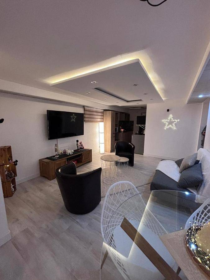 Gîte pour 4 personnes, avec terrasse dans Wittelsheim