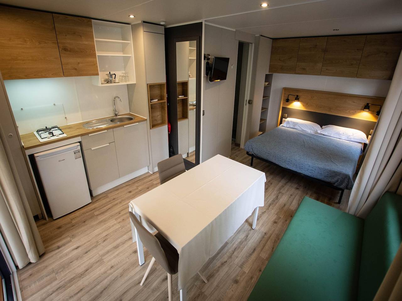 Mobil-home dans la résidence Alba Village in Alba (Piemont), Langhe