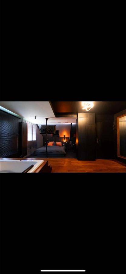 Gîte pour 3 personnes, avec jacuzzi à Épône - 2