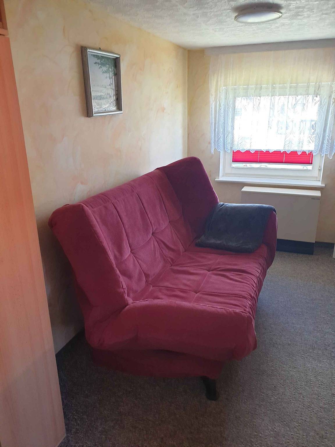 Ganze Ferienwohnung, Ferienwohnung unter Schilfdach, nur 100 m zum Ostseestrand in Neuendorf Insel Hiddensee, Hiddensee