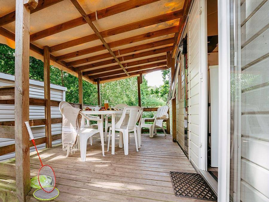 Camping Le Domaine d'Inly - Mobile home 6 persons - Comfort Xl | 3 Bedrooms | 6 Pers. | Raised terrace in Pénestin, Côte des Mégalithes