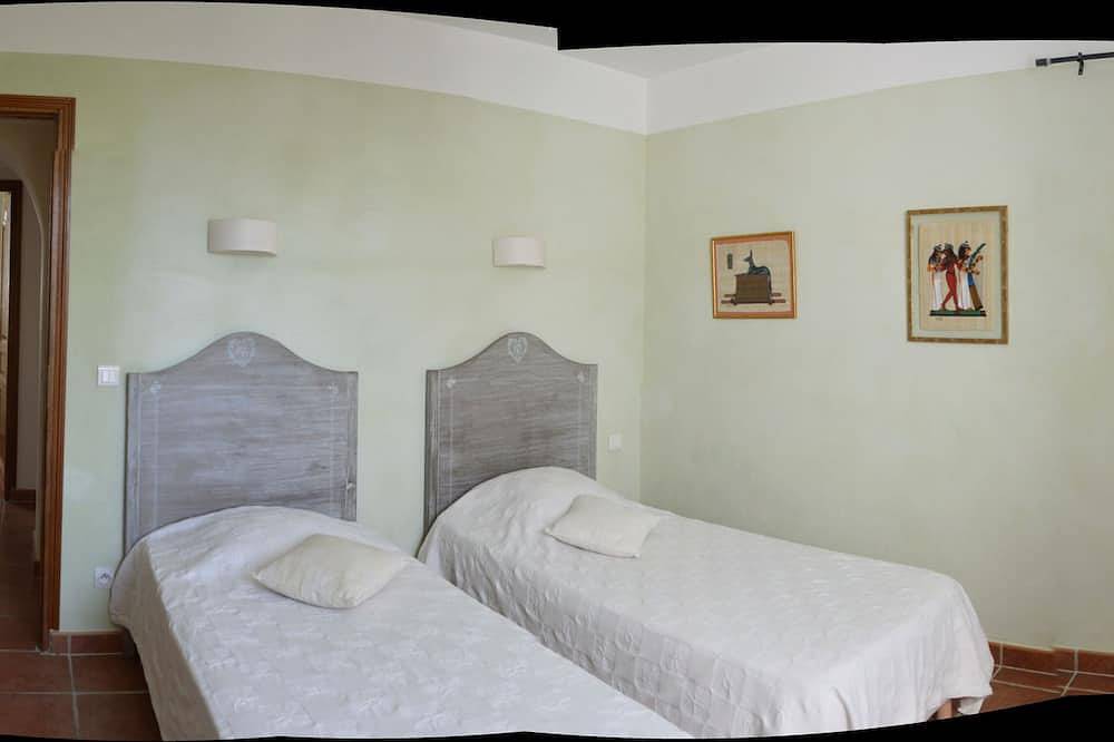 Villa In Cassis Für 12 Personen Mit Pool, 5 Gehminuten Zum Ort und Strand in Cassis, Nationalpark Calanques