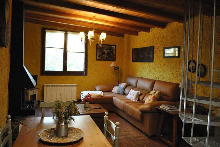 Casa rural para 5 personas, con Terraza y Jardín además de Piscina y Vistas en Alforja - 4
