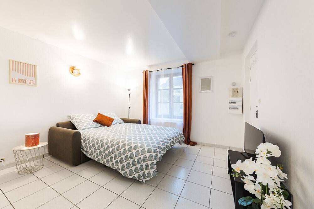 Ganze Wohnung, Le Carnot Garden 1 bed in Étampes, Essonne