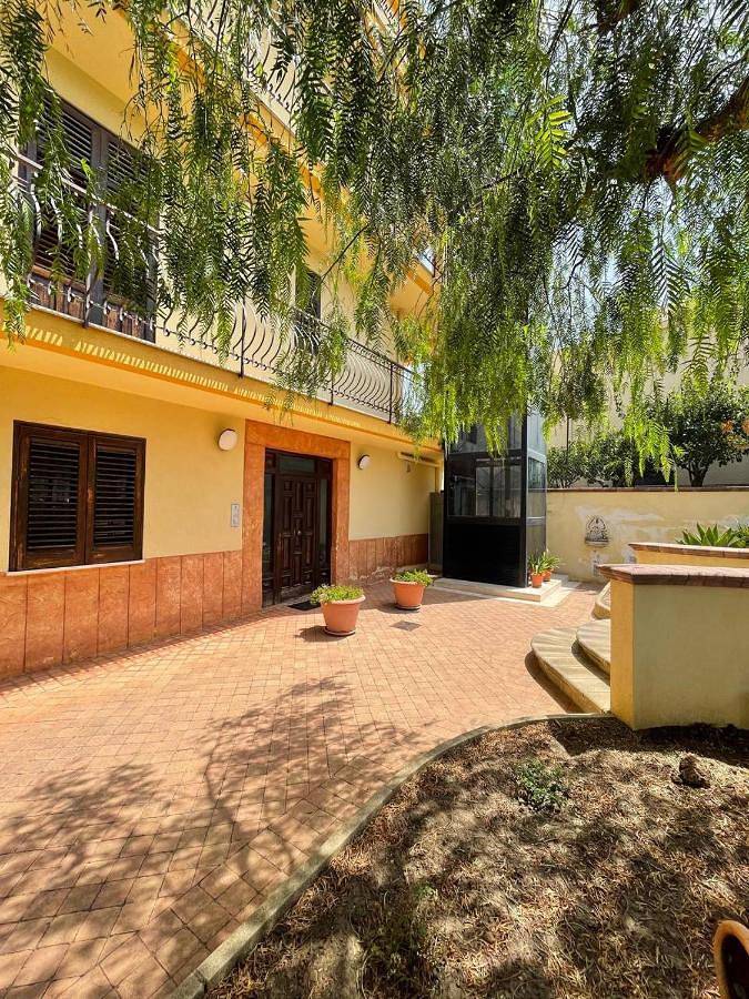 Two-Bedroom House in Termini Imerese, Provincia di Palermo