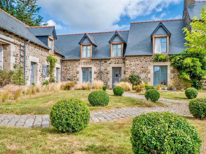Maison de vacances pour 6 personnes, avec terrasse ainsi que jardin et jacuzzi