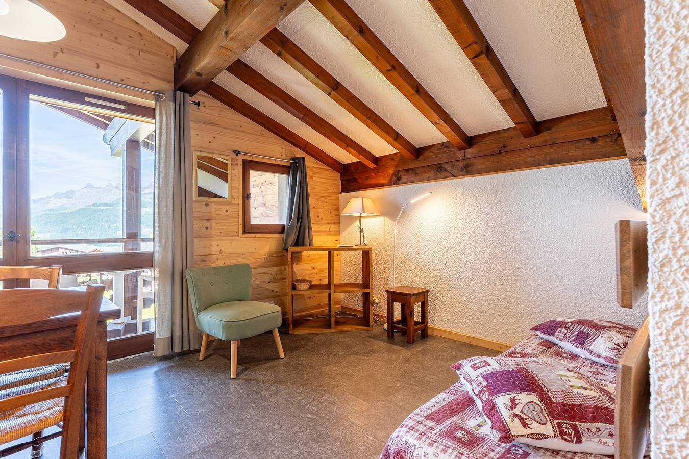 Studio entier, Studio '17 - Le Tetras' avec vue sur les montagnes, balcon et Wi-Fi in Cohennoz, Région d'Albertville