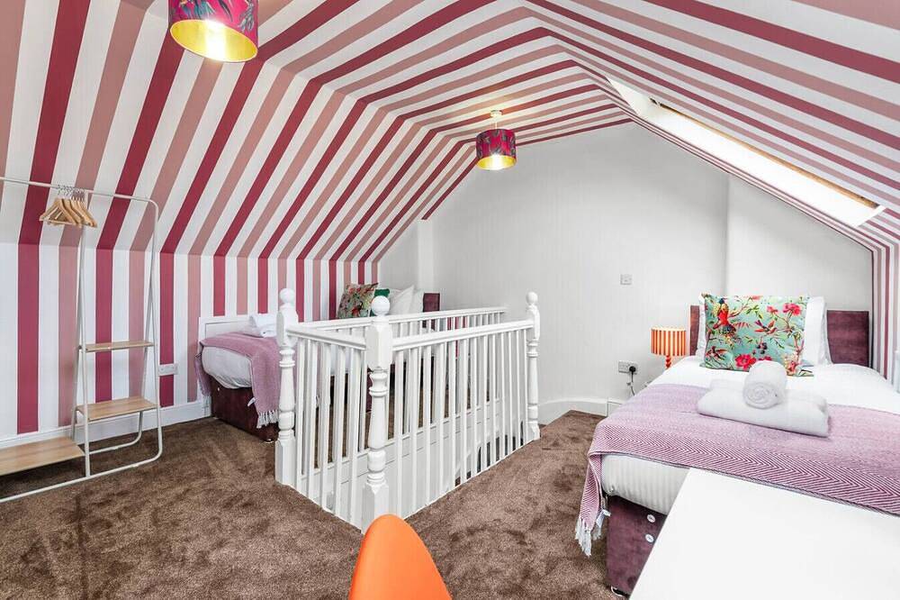 Stylish 3Br Victorian House | Garden, Bbq, Parking in Worcester, Worcestershire