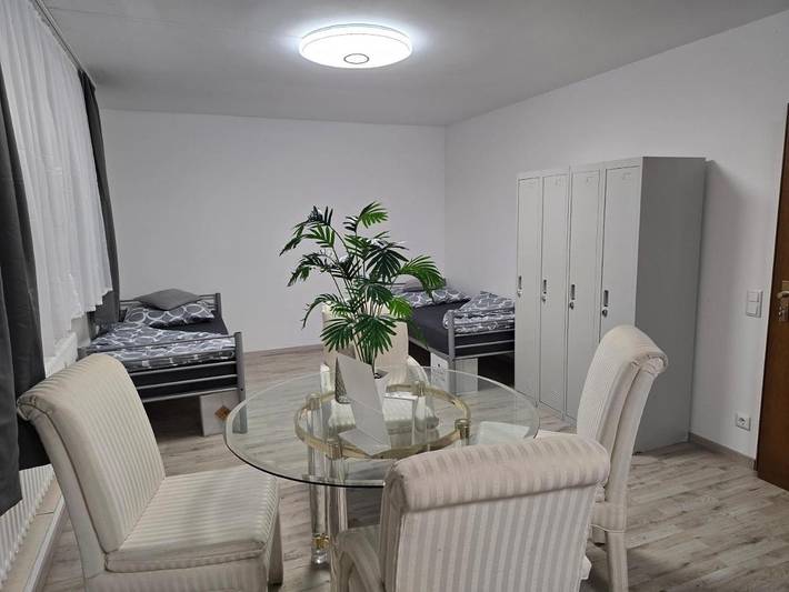 Ferienwohnung für 9 Personen, mit Balkon