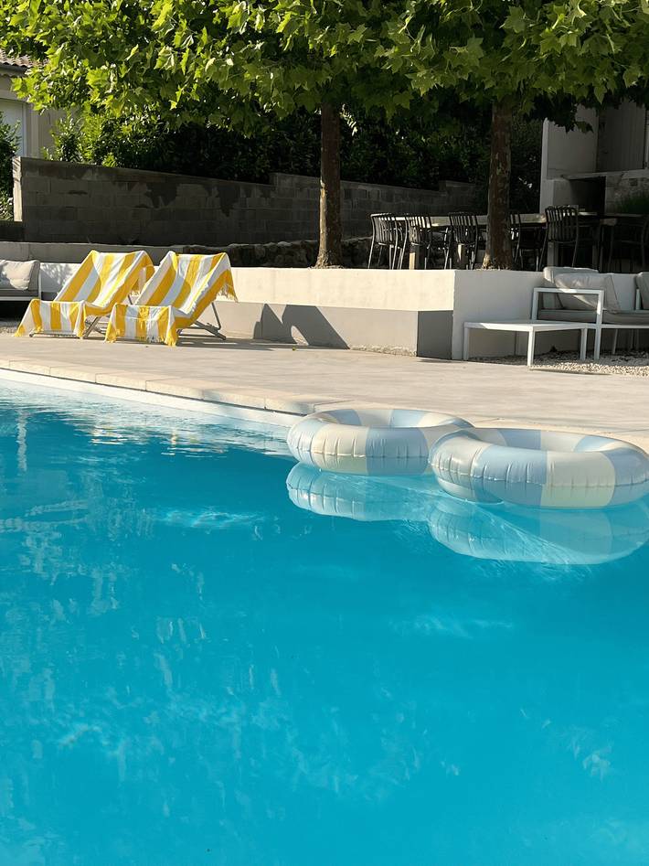 Location de vacances pour 12 personnes, avec jardin et terrasse à Vals-les-Bains - 4