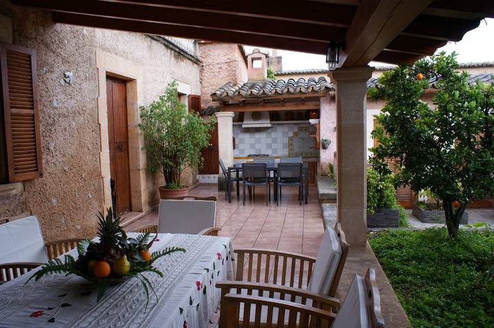 Ferienhaus für 10 Personen, mit Terrasse und Garten in Palma - 3