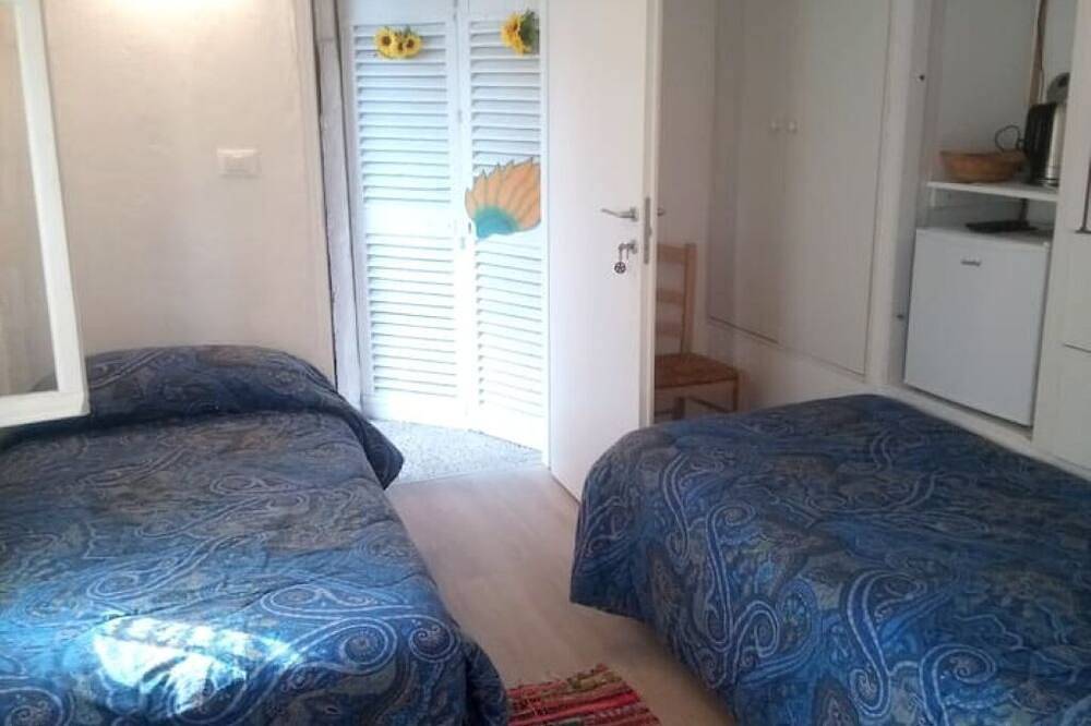 Entire apartment, Apartment in the Historic Center - Perfect for Family Holidays in Ventimiglia (City), Ventimiglia
