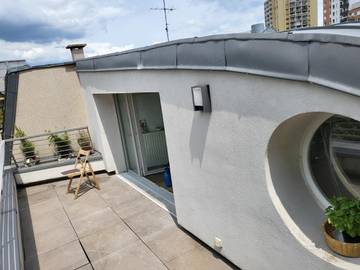 Gîte pour 3 personnes, avec vue et terrasse à Les Lilas