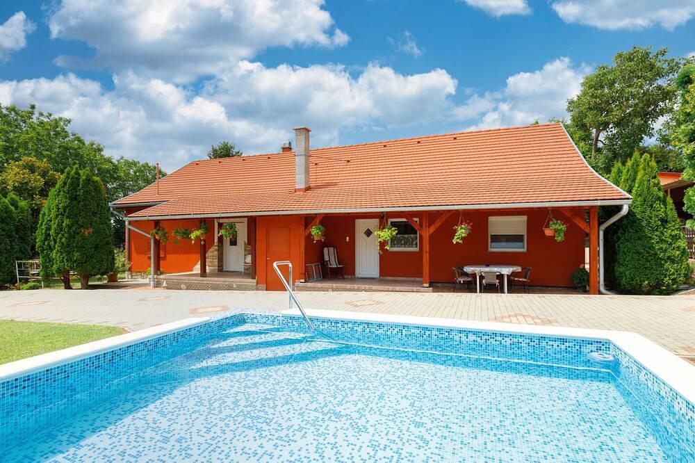 Ferienhaus Brigi in Balatonszarszo, Plattensee Südufer