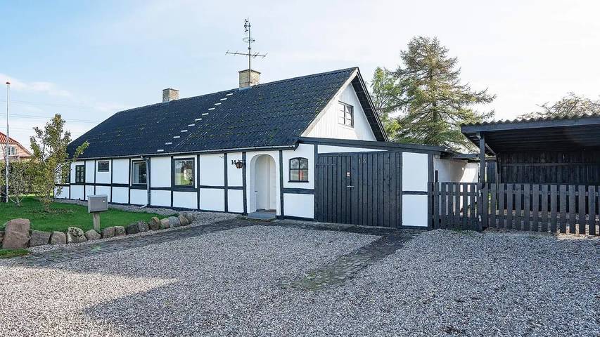 Ferienhaus für 9 Personen, mit Garten, mit Haustier