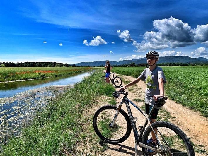 Hotel para 3 personas, con piscina y sauna además de vistas y jardín, Familias con niños en Pla de l'Estany - 3